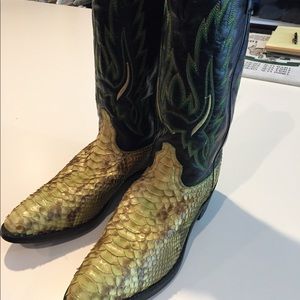 Green leather cowgirl boots
